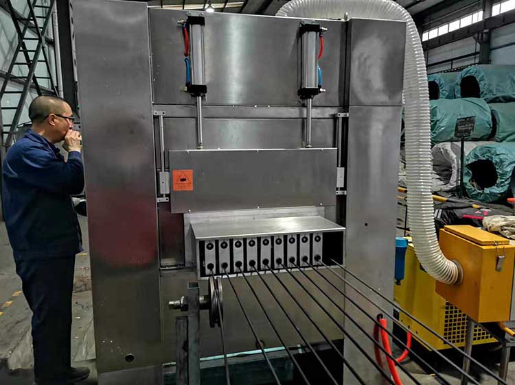 彈簧鋼絲涂油機(jī)