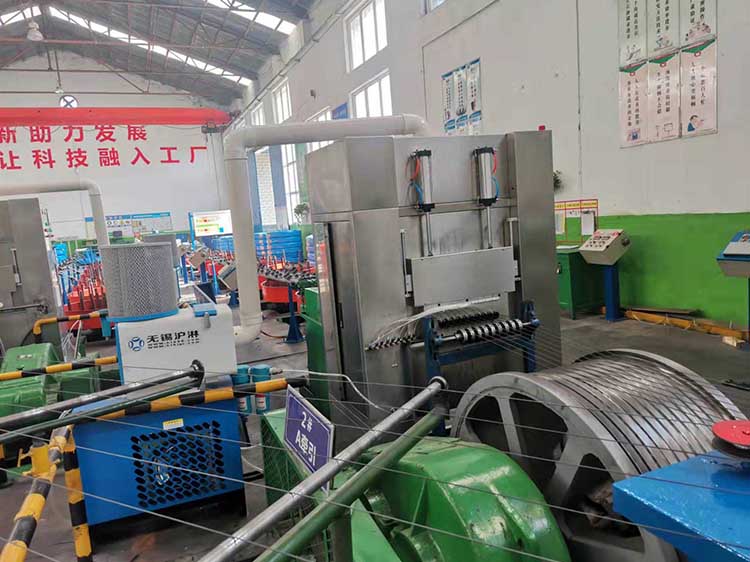 彈簧鋼絲涂油機(jī)